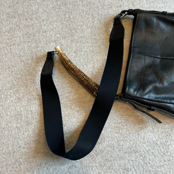 Yves Saint Laurent Mombasa crossbody bag in black - Picture 9 of 9
